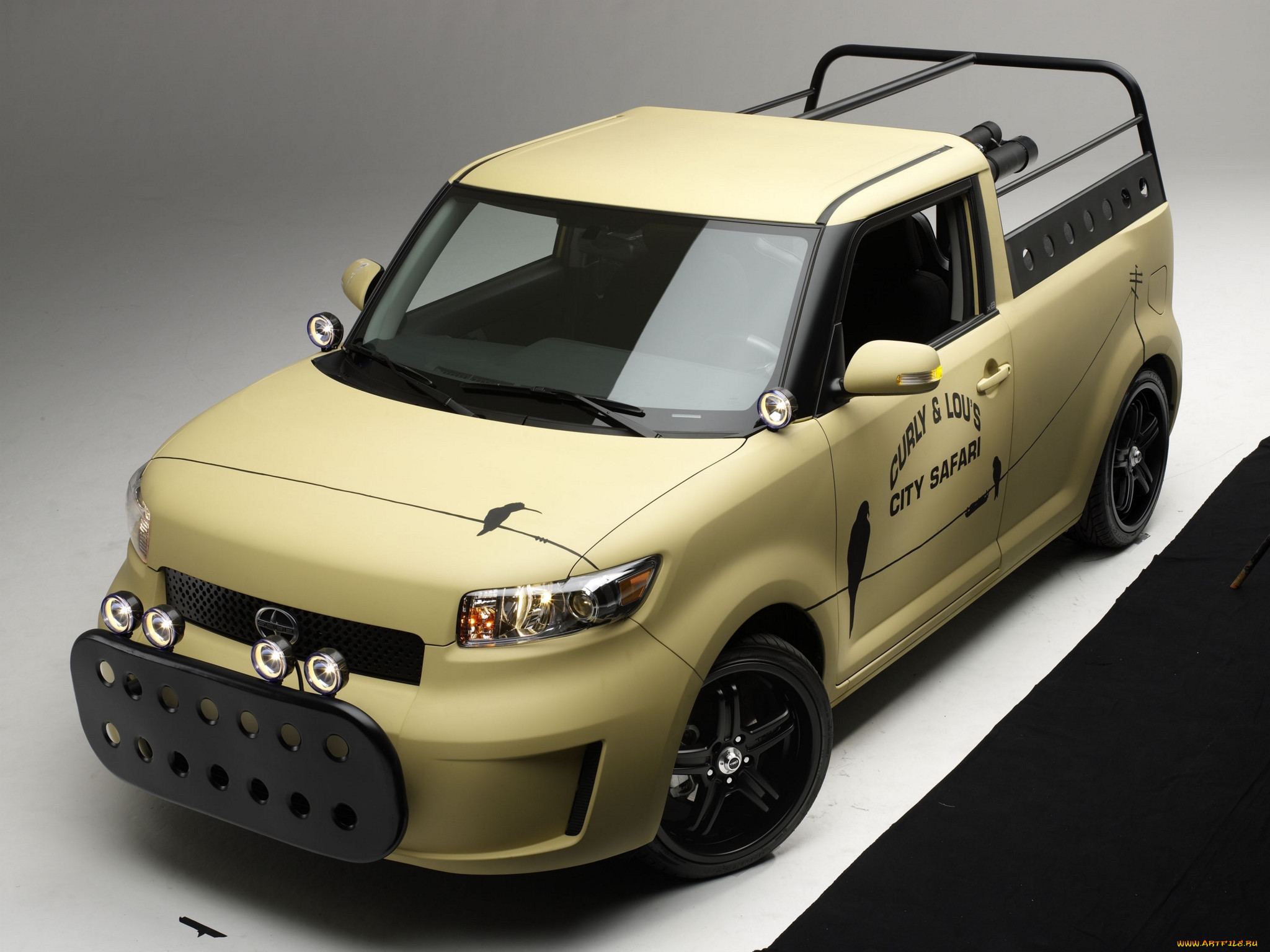 Квадратная машина. Toyota Scion XB. Scion XB 2. Тойота XB Scion 1. Toyota Scion BB.